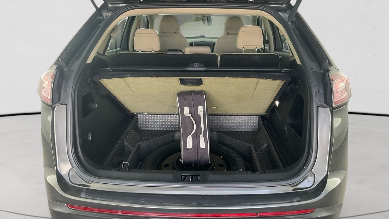 فورد إدج SE | upto AED 20,000 Ramadan Discount | شامل الضمان | 0 ﺪﻔﻋﺓ ﺃﻮﻟﻯ