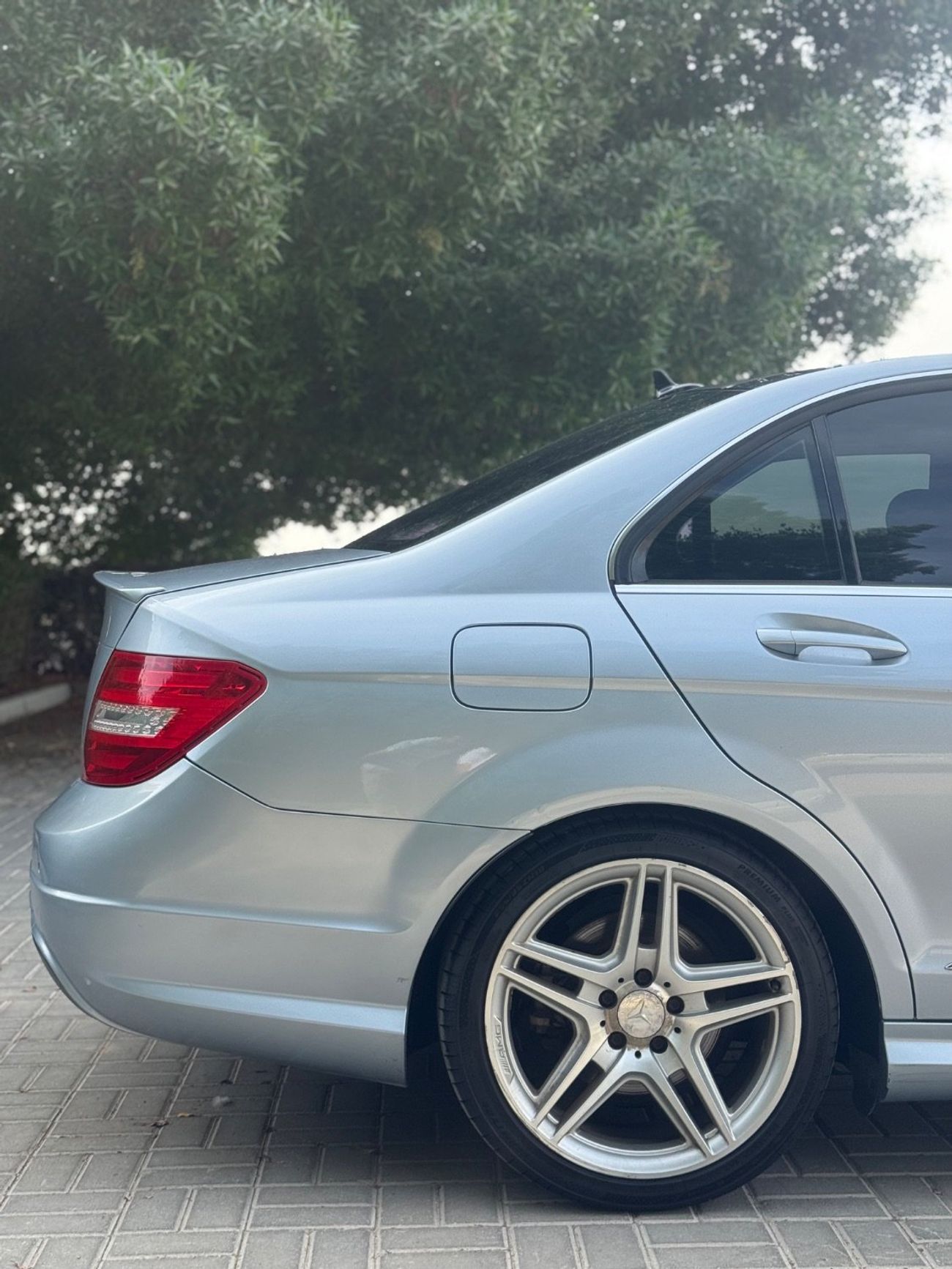 مرسيدس بنز C 200