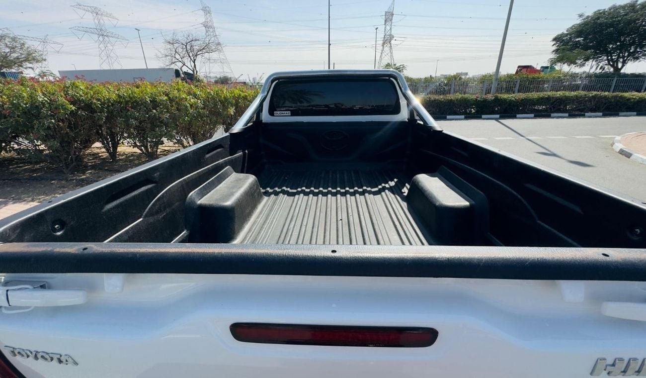 Toyota Hilux SINGLE CABIN | BULL BAR INSTALLED | RHD | 2.8L DIESEL ENGINE | 2018 | AUTOMATIC TRANSMISSION