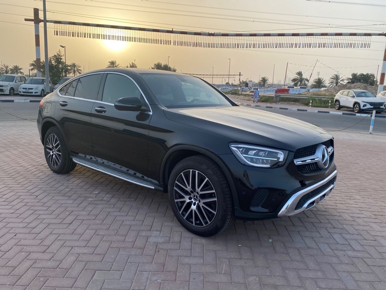 Mercedes-Benz GLC 300 2021 2.0L GLC300 FOR LOCAL AND FOR EXPORT