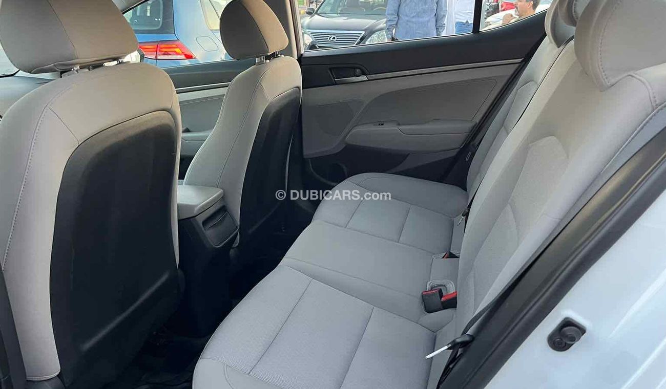 Hyundai Elantra ‏ ‏