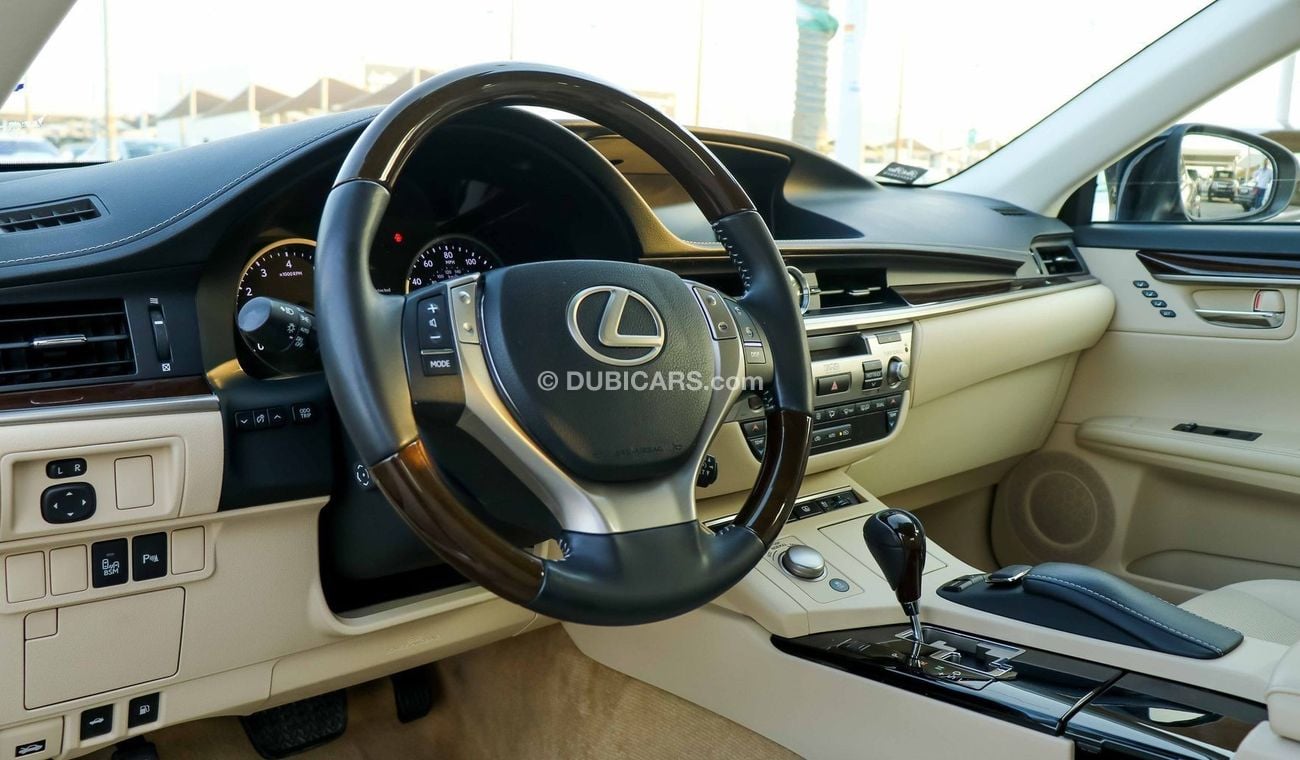 Lexus ES350