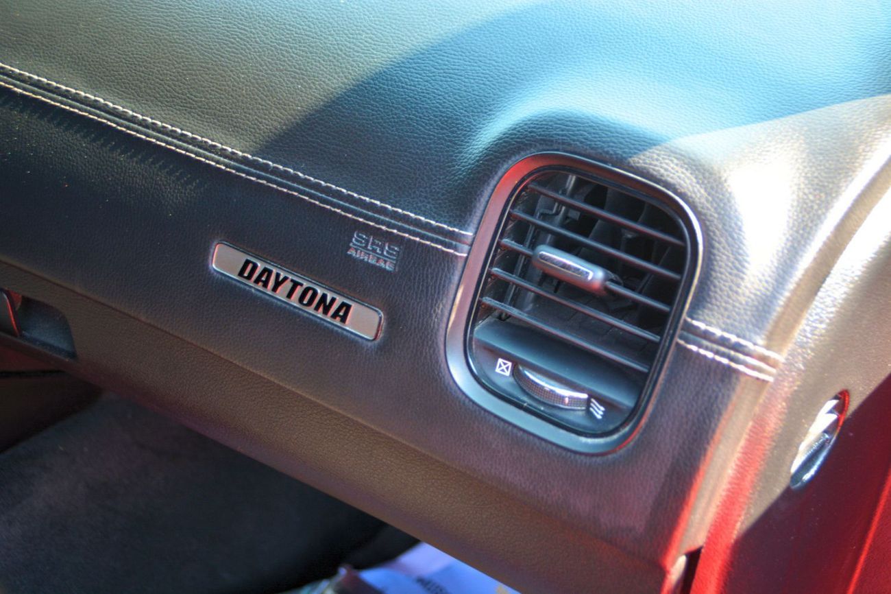 Dodge Charger Daytona 5.7L (370 HP)