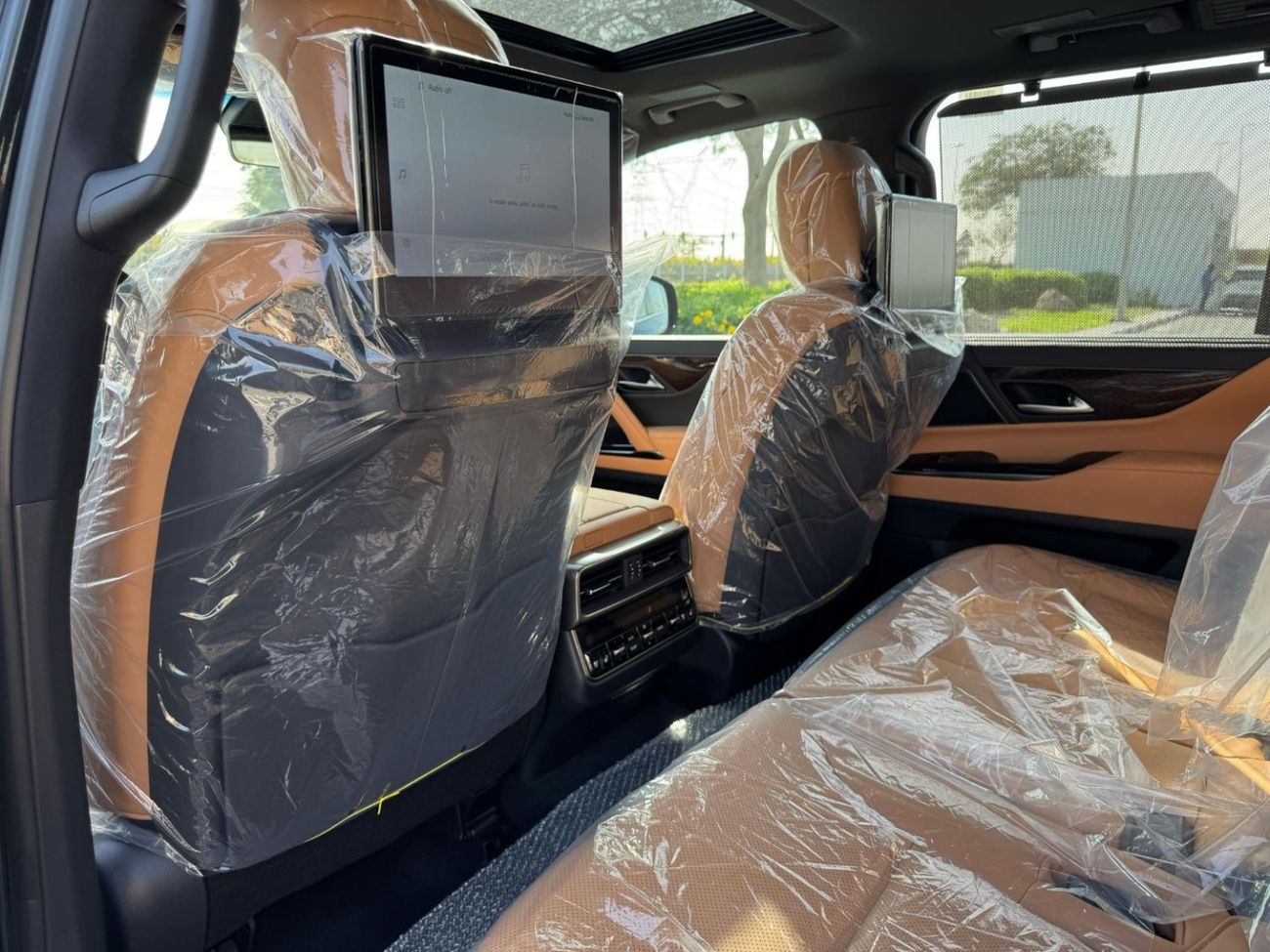 Lexus LX 600 Signature 3.5L GCC SPEC BRAND NEW