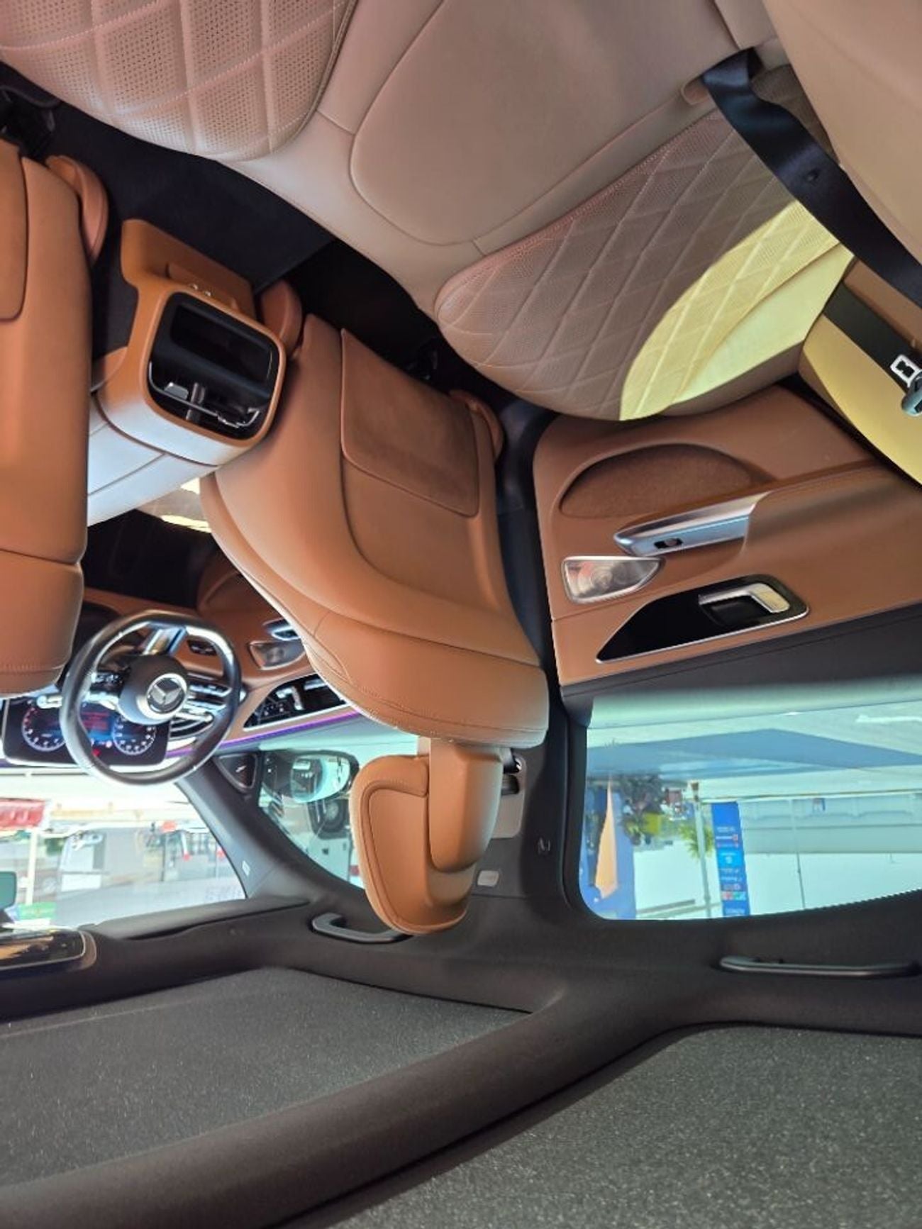 Mercedes Benz E300