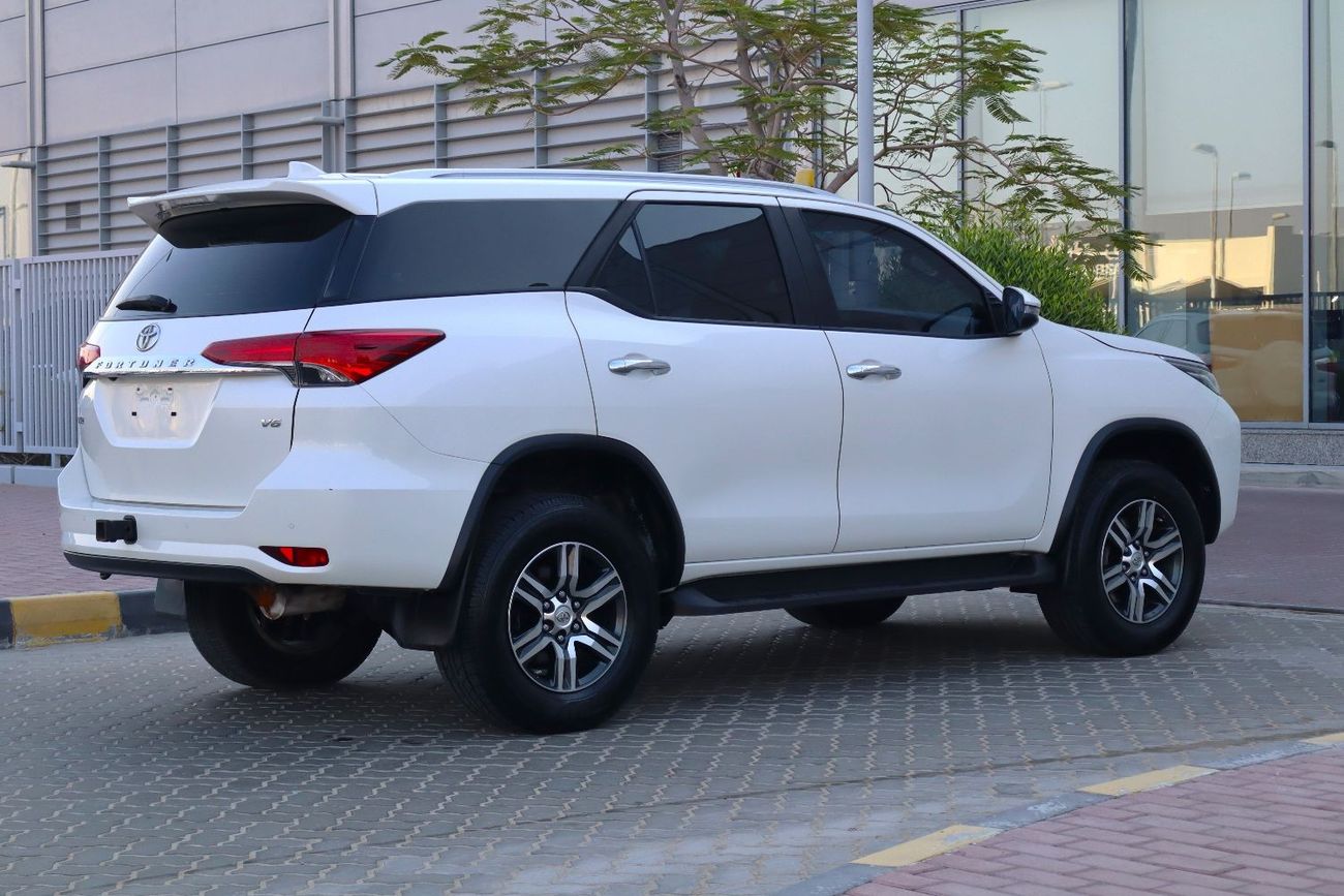 Toyota Fortuner GXR GCC V6