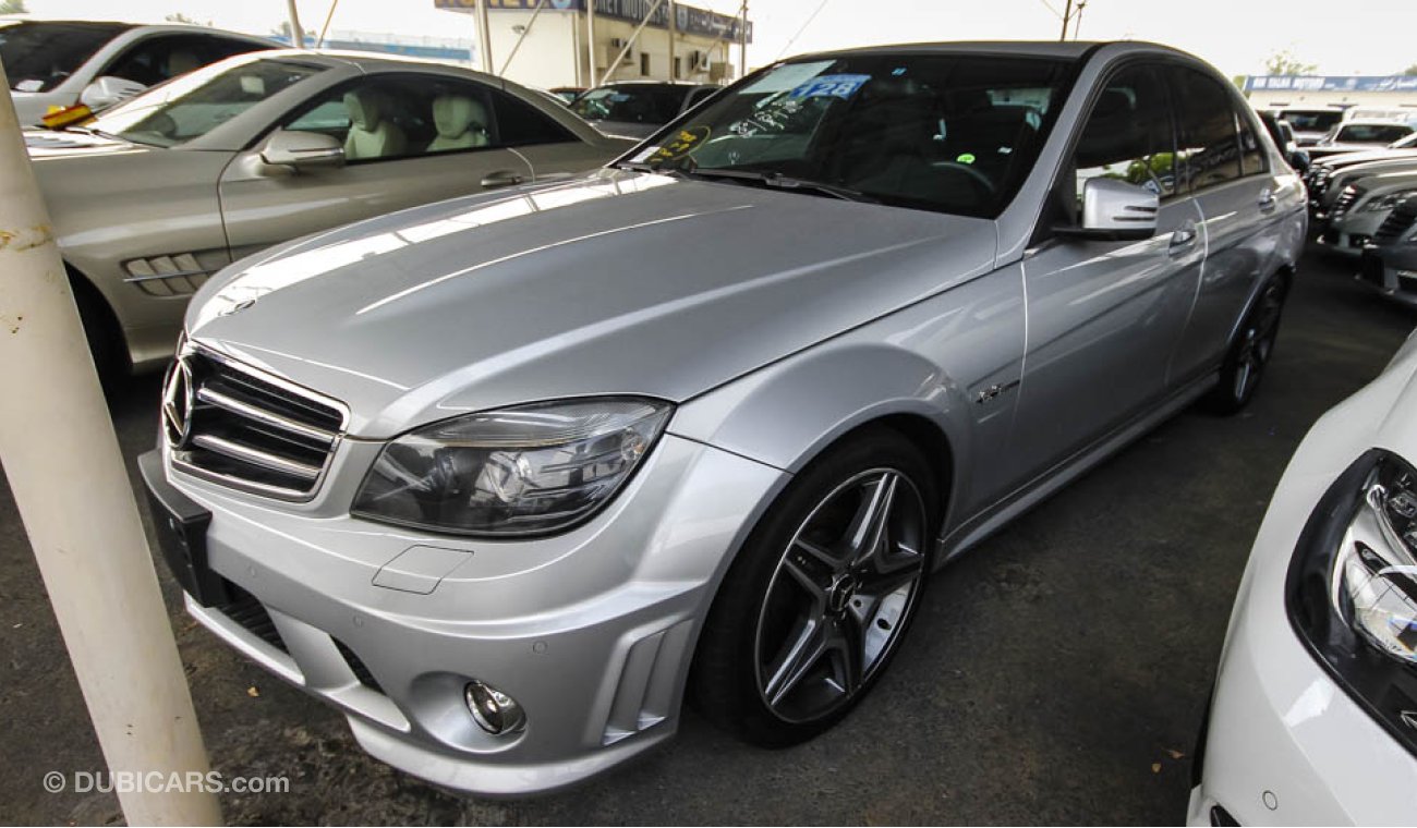 Mercedes-Benz C 63 AMG