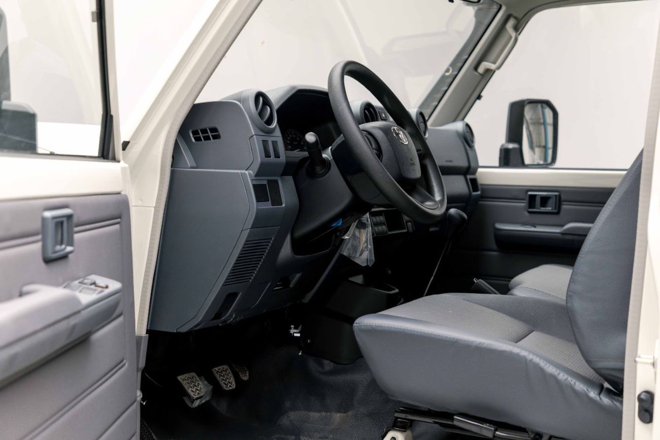 Toyota Land Cruiser 70 LC78 Hardtop 4.2L - 3 Door - Manual - White Inside Bluish Grey | Export Only