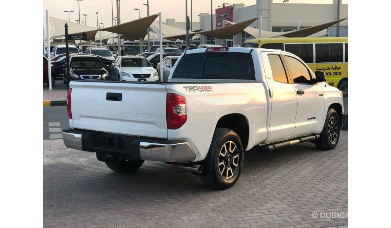 Toyota Tundra تاندرا 2015 باب ونص 5.7