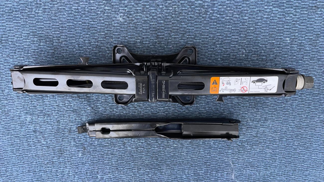 Ford Explorer STD 3.5 | Under Warranty | Inspected on 150+ parameters