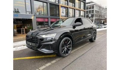 Audi SQ8 Audi Q8 Competition Plus 3.0L MHEV AT