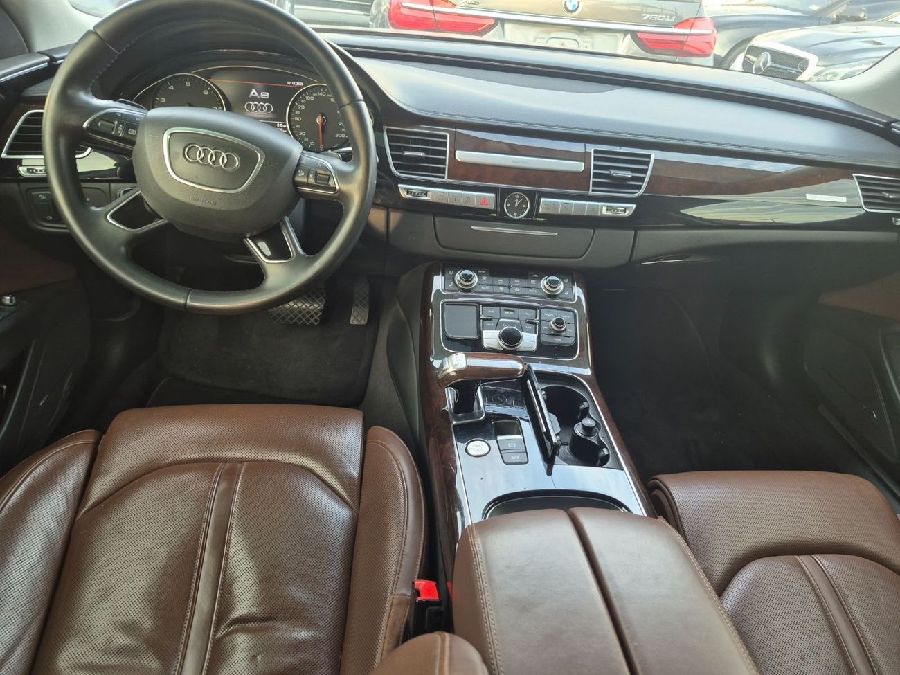 Audi A8 TFSI quattro 3.0L