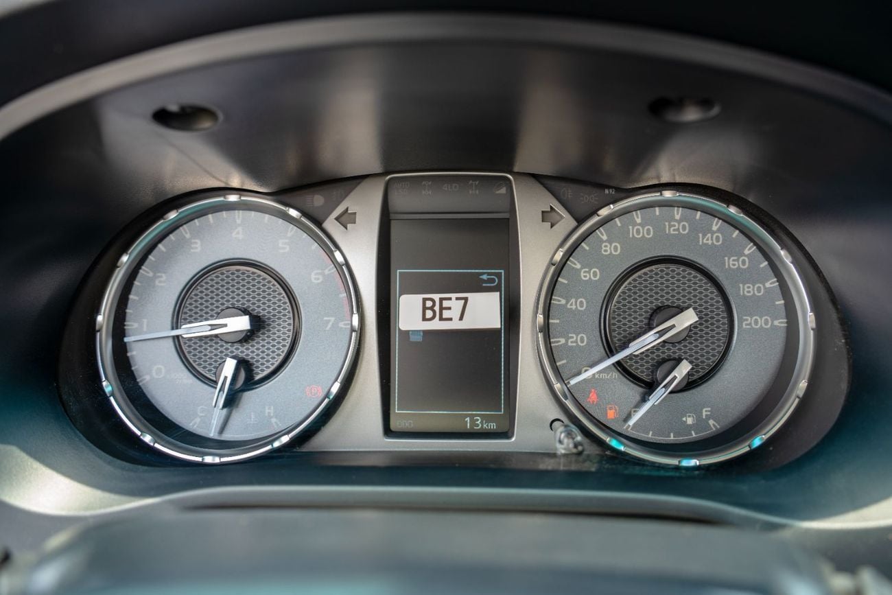 تويوتا هيلوكس Toyota Hilux 2025 2.7L *Petrol