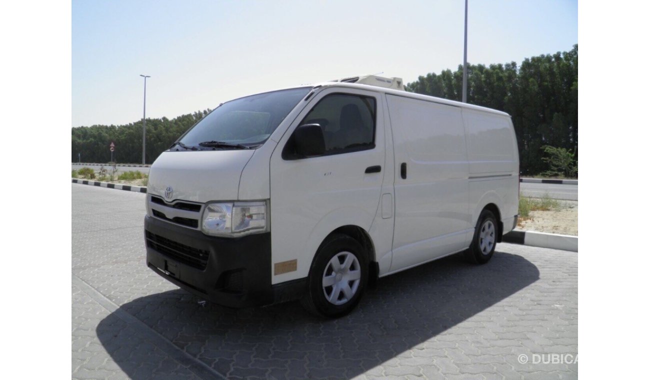 Toyota Hiace Van  2012