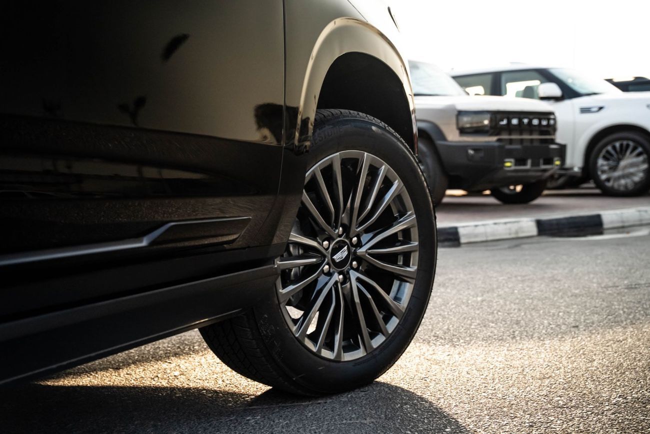 Cadillac Escalade Sport Platinum 6.2L 4WD Sport Platinum 2025 Brand New American Specs 6.2L V8