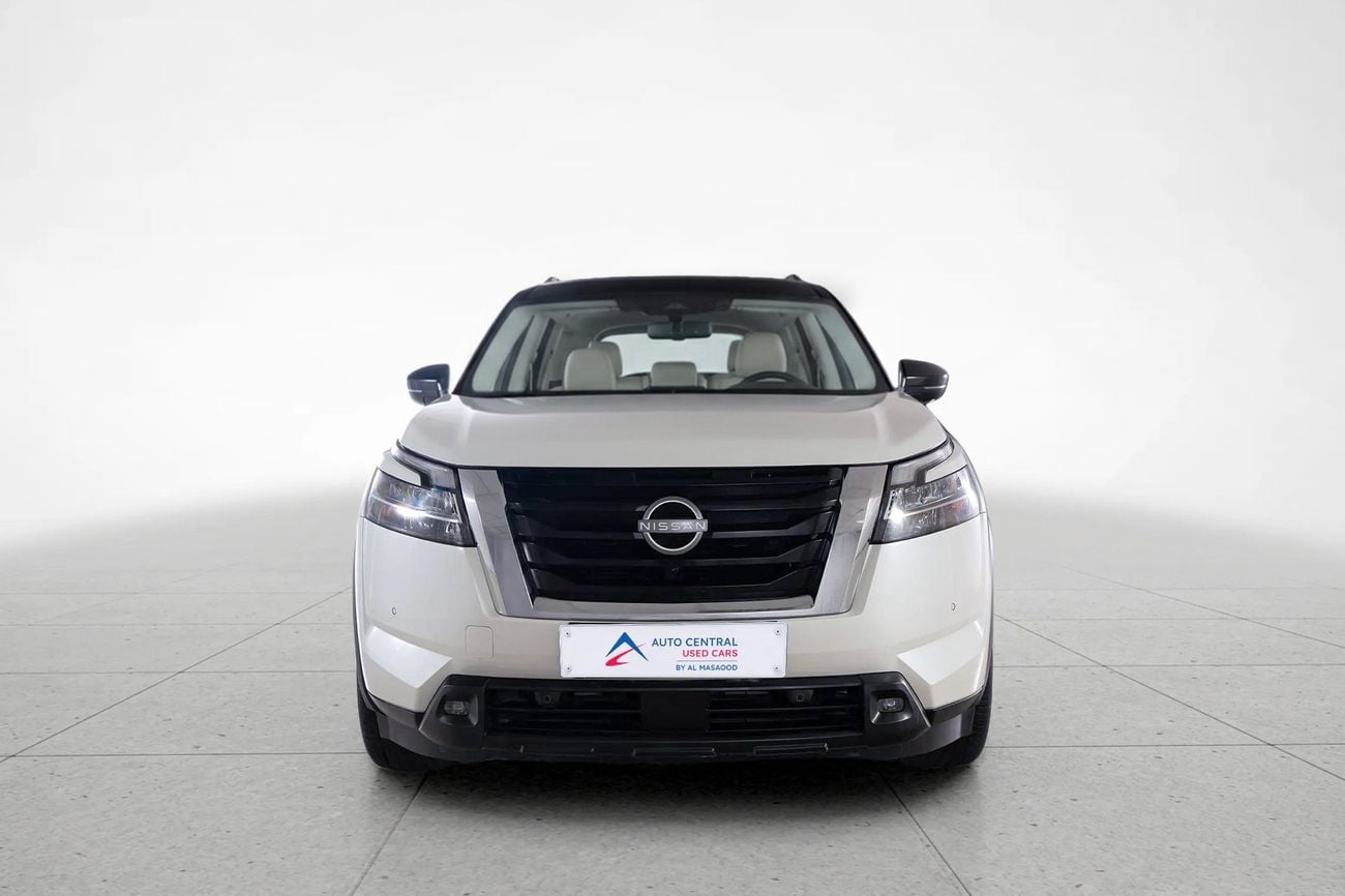 Nissan Pathfinder SV 3.5