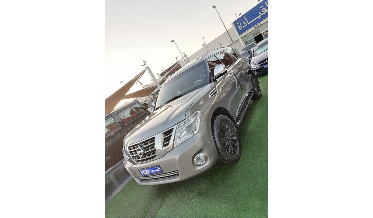 نيسان باترول سوبر سفاري Nissan Patrol 2012 GCC good condition