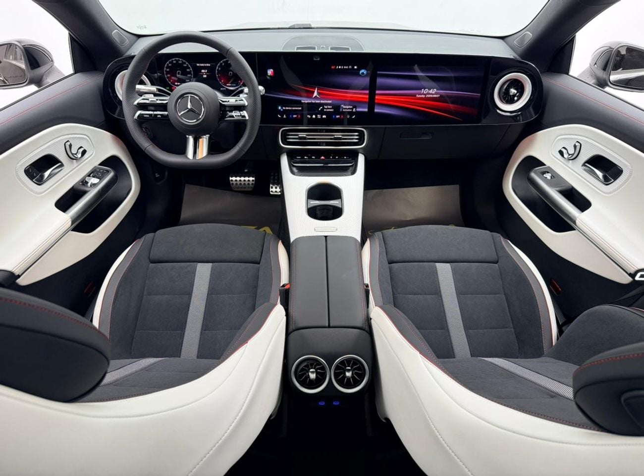 Mercedes Benz CLA 200 AMG 2027 Mercedes Benz CLA200 AMG, 5 Years MB Warranty, Delivery Kms, Fully Loaded, GCC