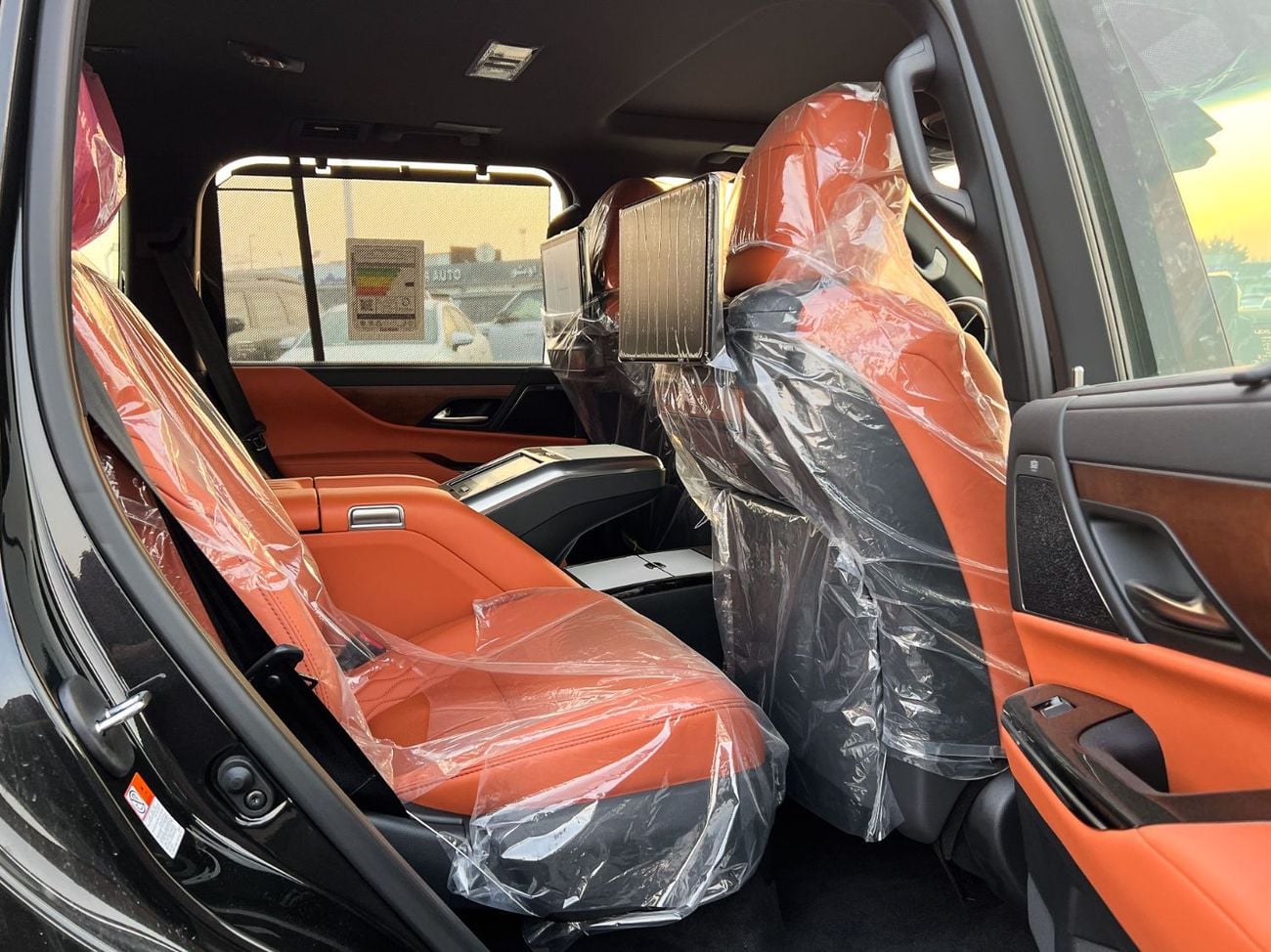 لكزس LX 700h VIP 2026 Lexus LX700h 3.5L TT KURO VIP - EXPORT ONLY