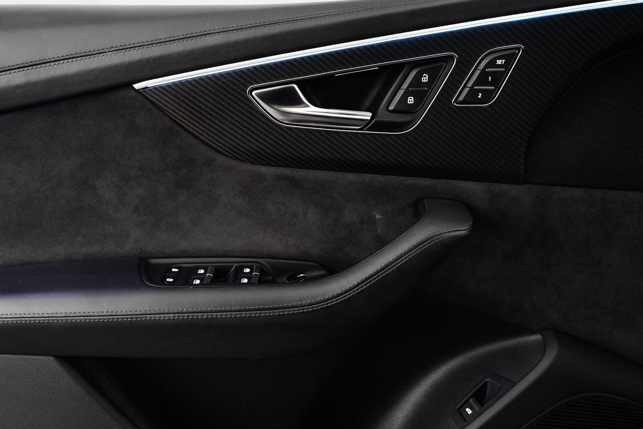 أودي RSQ8 TFSI quattro 4.0L