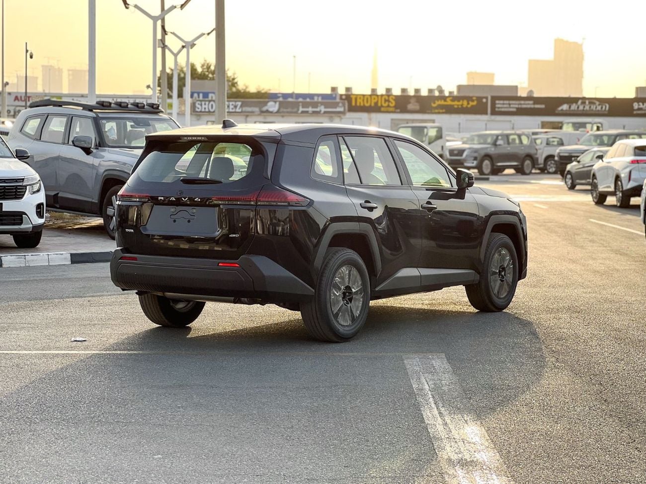 تويوتا راف ٤ EXPORT ONLY - TOYOTA RAV4 2.0L LE