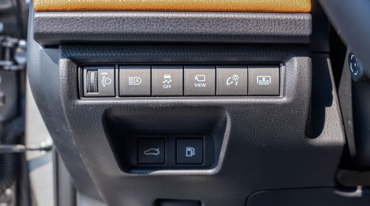 Toyota Camry 2025 Toyota Camry Lumiere 2.5L AT Hybrid (Blue-Tan)