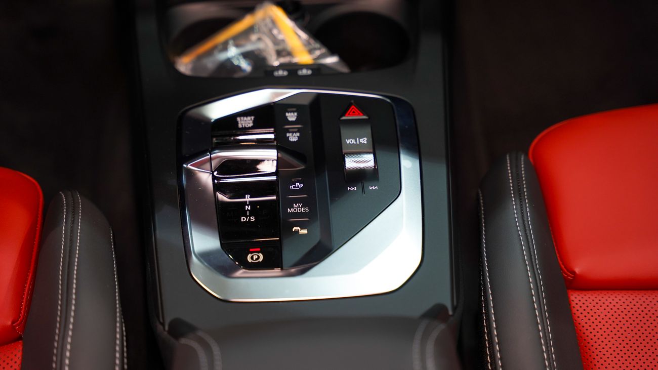 بي أم دبليو 118