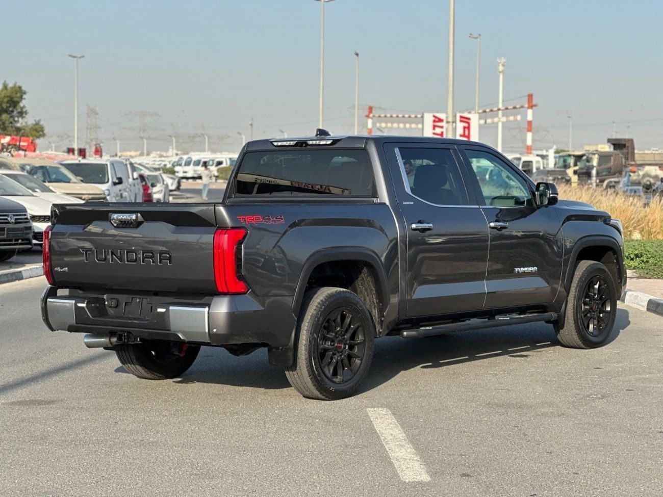 تويوتا تاندرا TRD OFF ROAD CREWMAX Limited