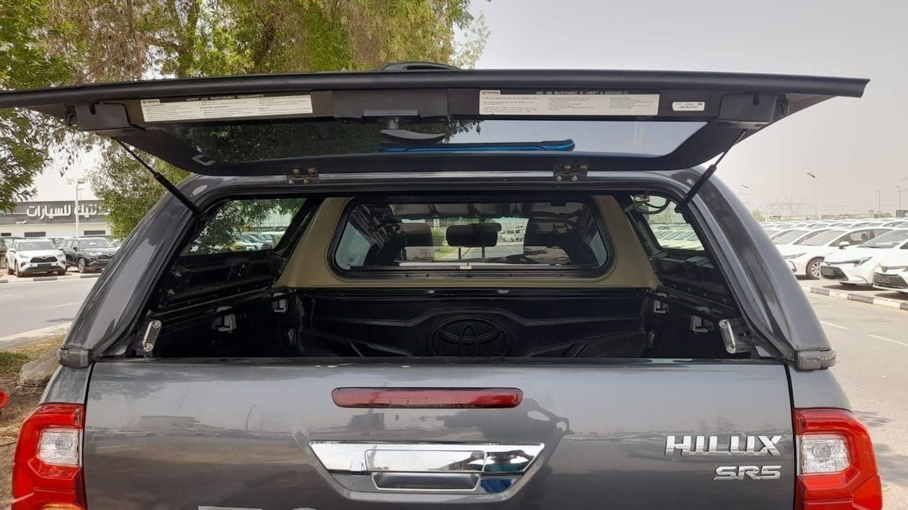 Toyota Hilux Right-Hand drive Diesel 2.8 SR5 2.8CC auto with canopy leather electric seats
