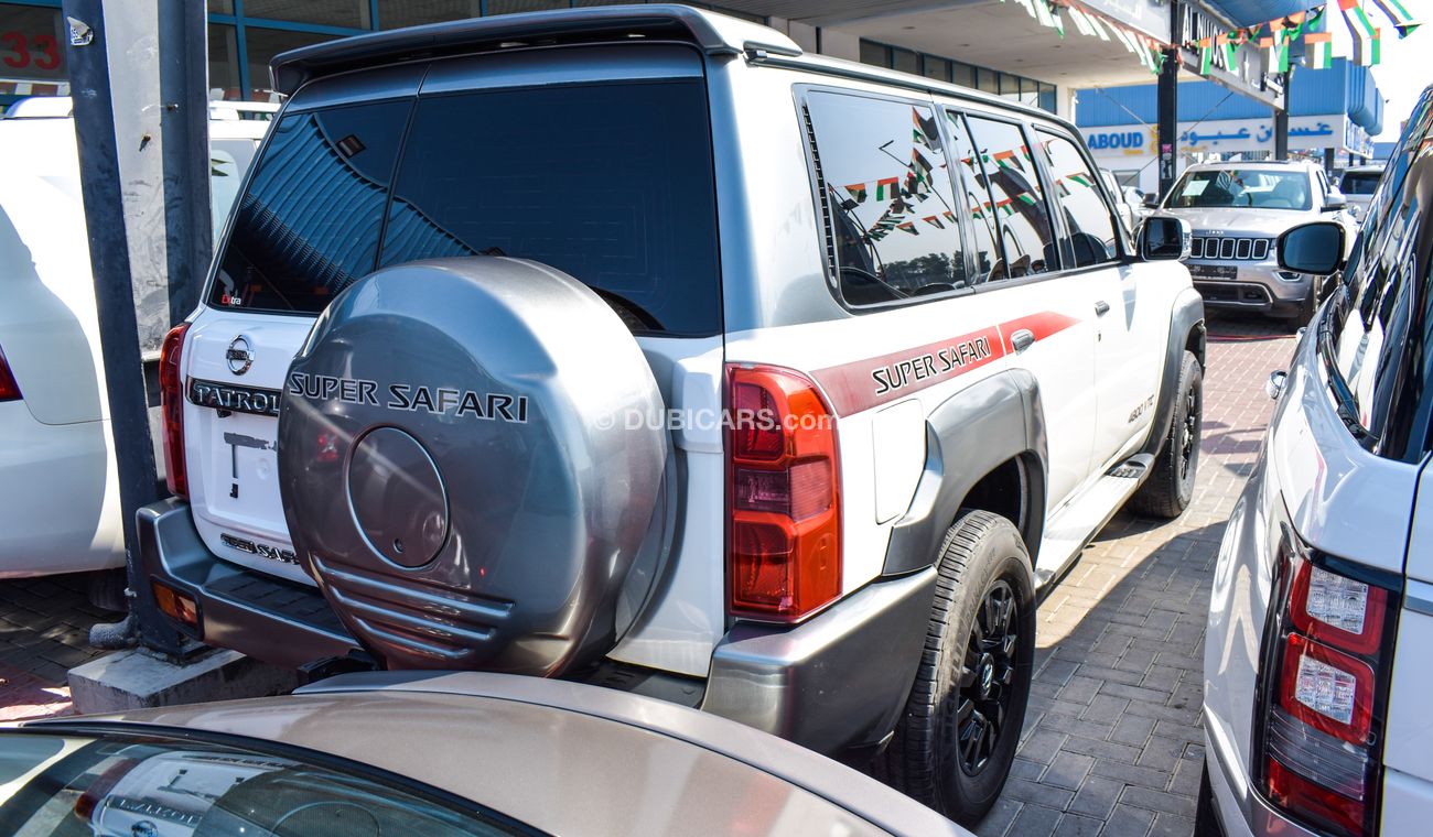 Nissan Patrol Super Safari With 2020 body kit