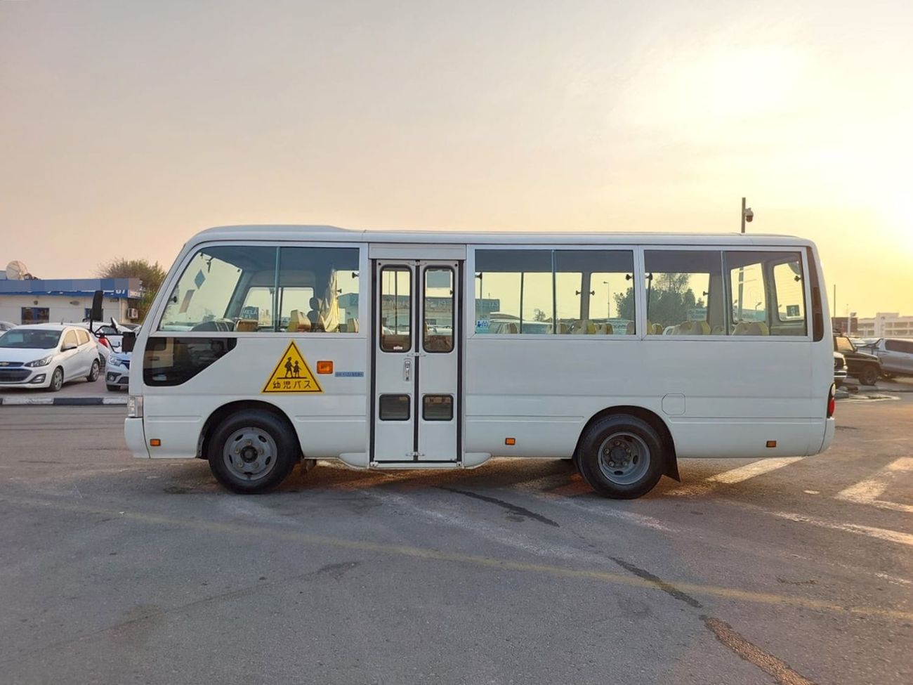 تويوتا كوستر TOYOTA COASTER BUS RHD 2011 MODEL 4.0 L DIESEL AUTOMATIC(PM53468)