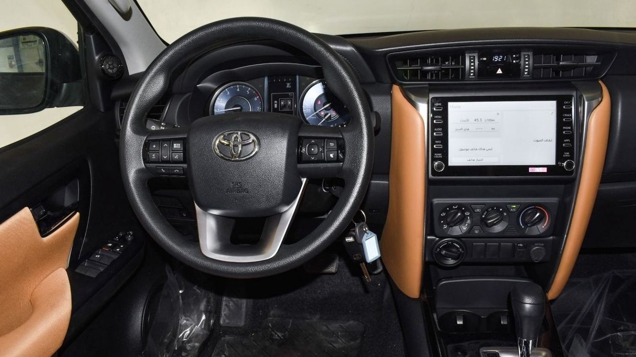 Toyota Fortuner 2023 Toyota Fortuner 2.7 4X4 Low 17 AL - Grey inside Chamois | Export Only
