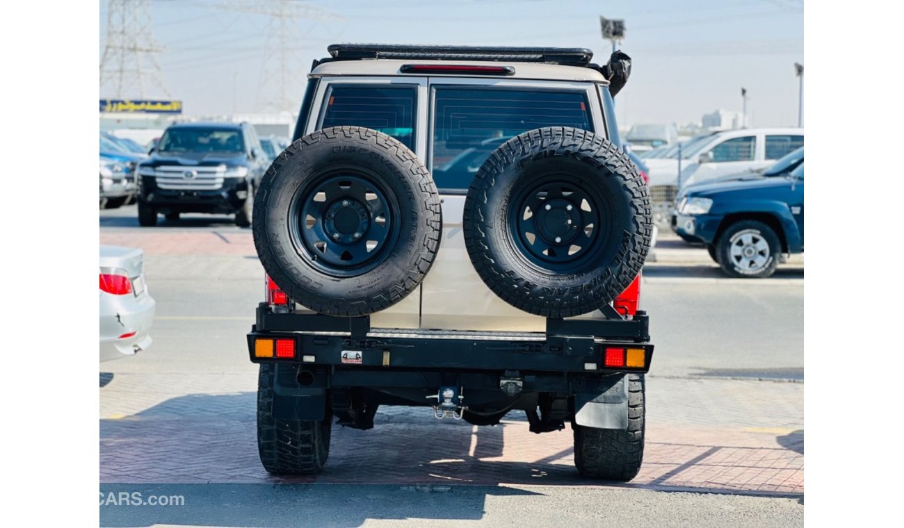 Toyota Land Cruiser Hard Top