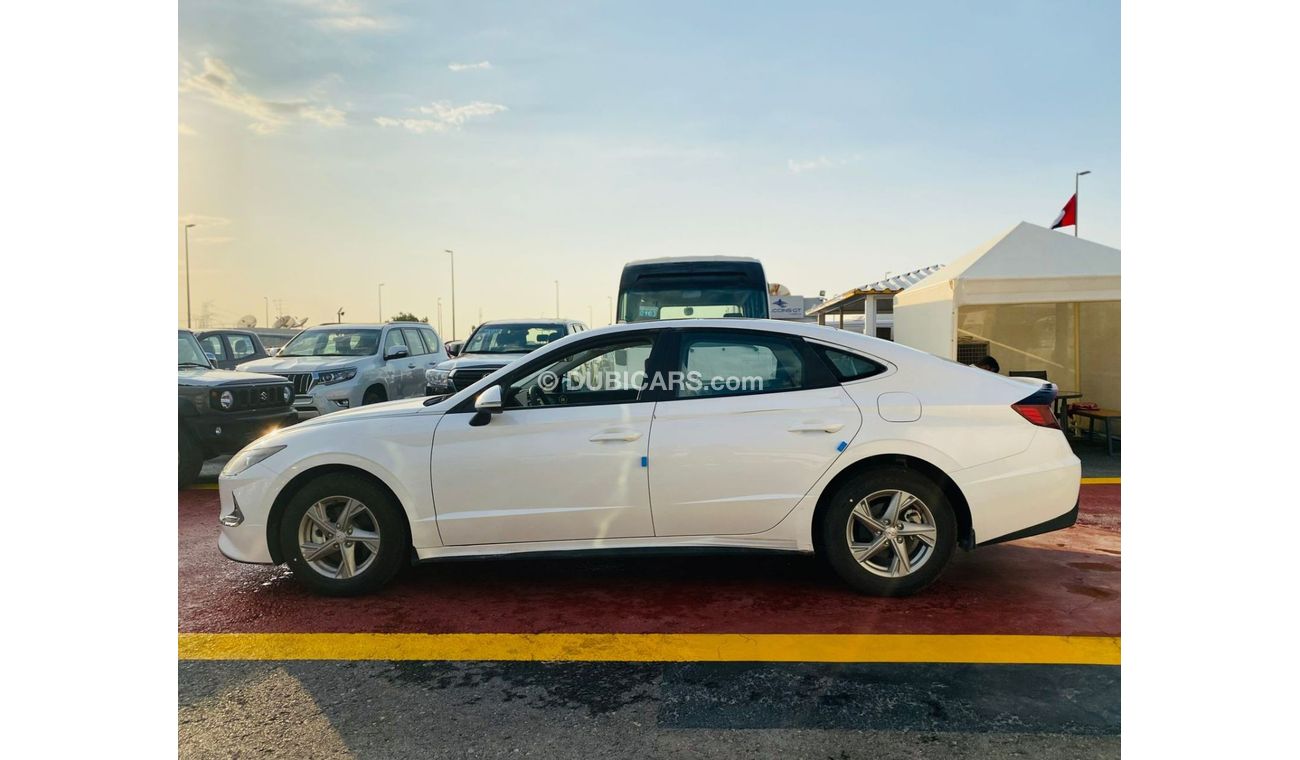 Hyundai Sonata HYUNDAI SONATA 2.5L PETROL MODEL 2021 WHITE COLOR