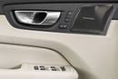 فولفو XC 60 ULTRA DARK