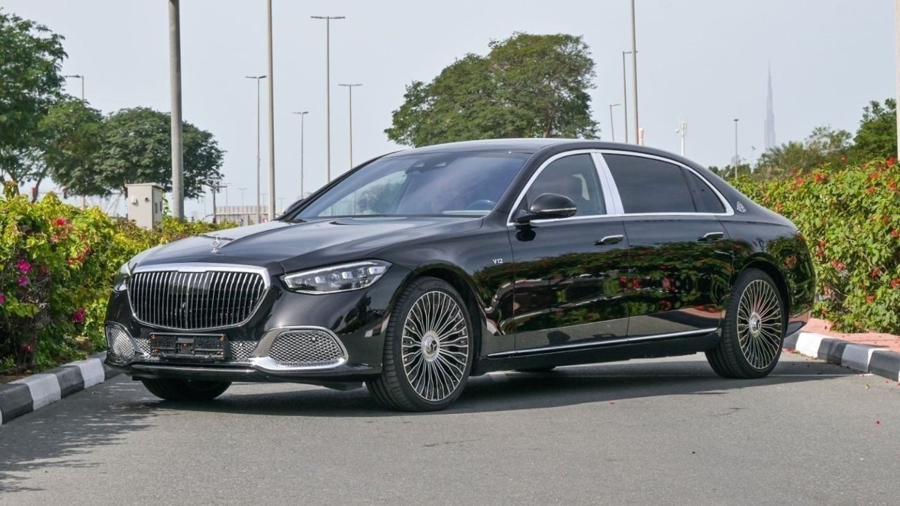 مرسيدس مايباخ S680 مايباخ Mercedes-Benz S680 Maybach V12 | VIP Seats | Fully Loaded REAR AXLE STEERING, 5 Years Warranty, 3 Ye