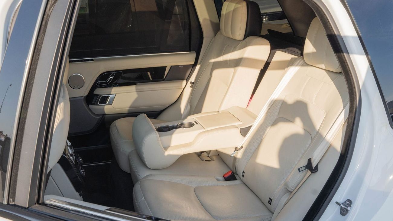 Land Rover Range Rover VOGUE SE Supercharged 5.0L 2020 Land Rover Range Rover Vogue Supercharged LWB (Long Wheelbase) V8 5.
