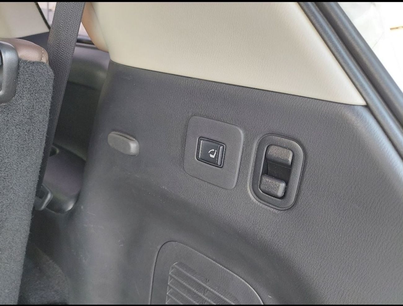 إنفينيتي QX60 Premium 3.5L