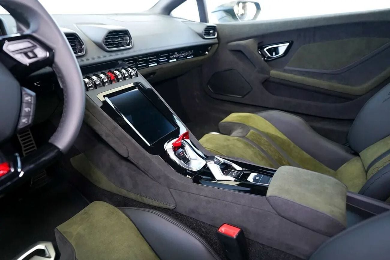 Lamborghini Huracan STERRATO 5.2L V10