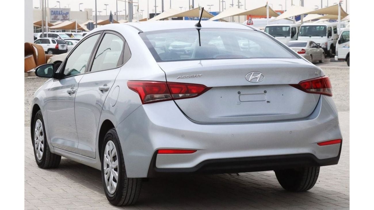 Hyundai Accent Base Hyundai Accent 2020 GCC in excellent condition without accidents