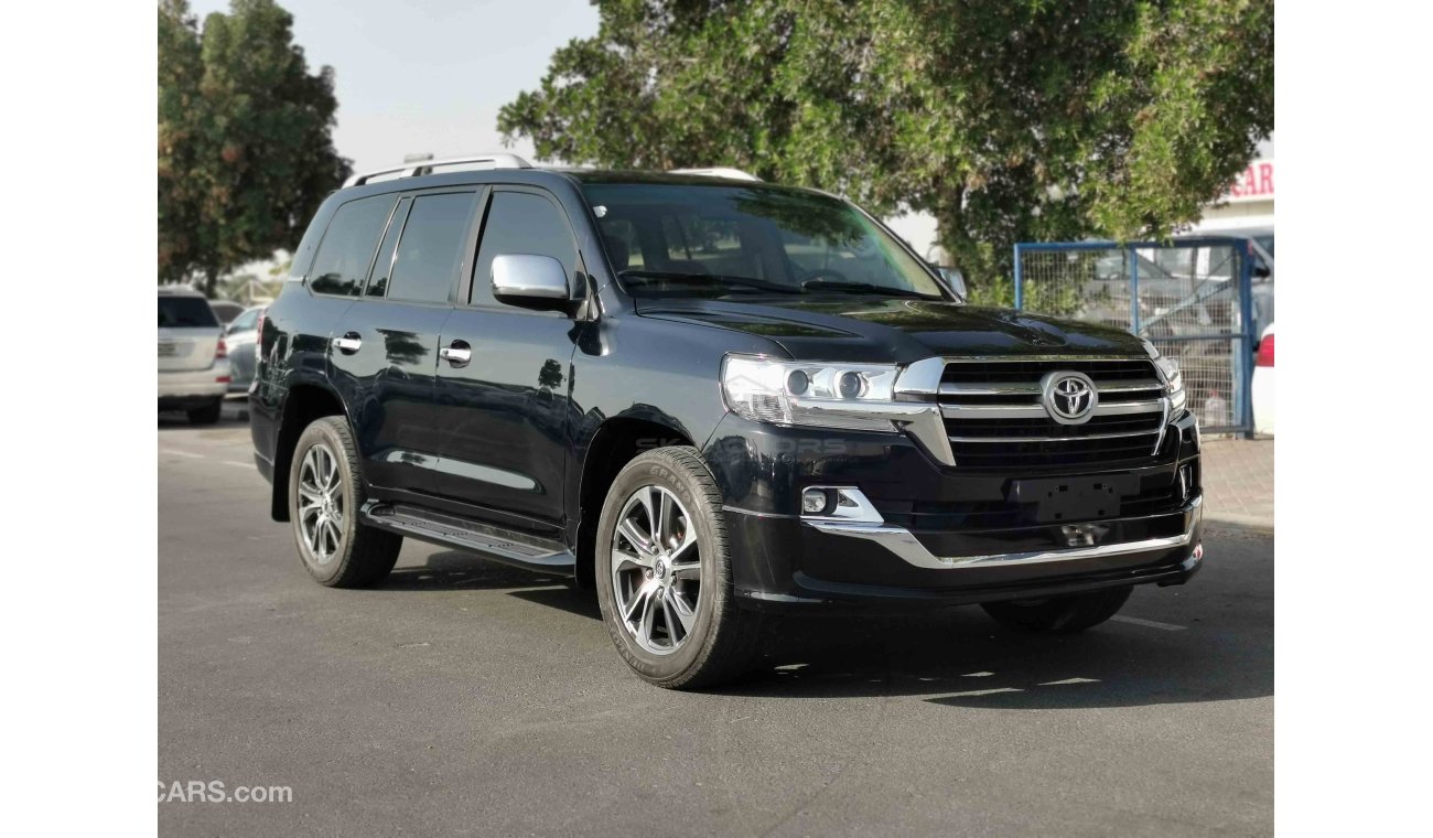 Toyota Land Cruiser 4.6L PETROL, 20" ALLOY RIMS, HILL CLIMB CONTROL, DIFFERENTIAL LOCK (LOT # 792)