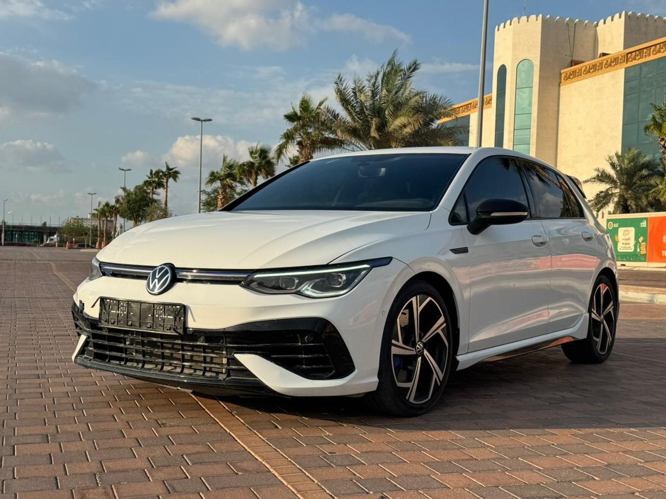 Volkswagen Golf R Base 2.0T 2022 VW Golf R – Turbo, AWD, Sporty Performance