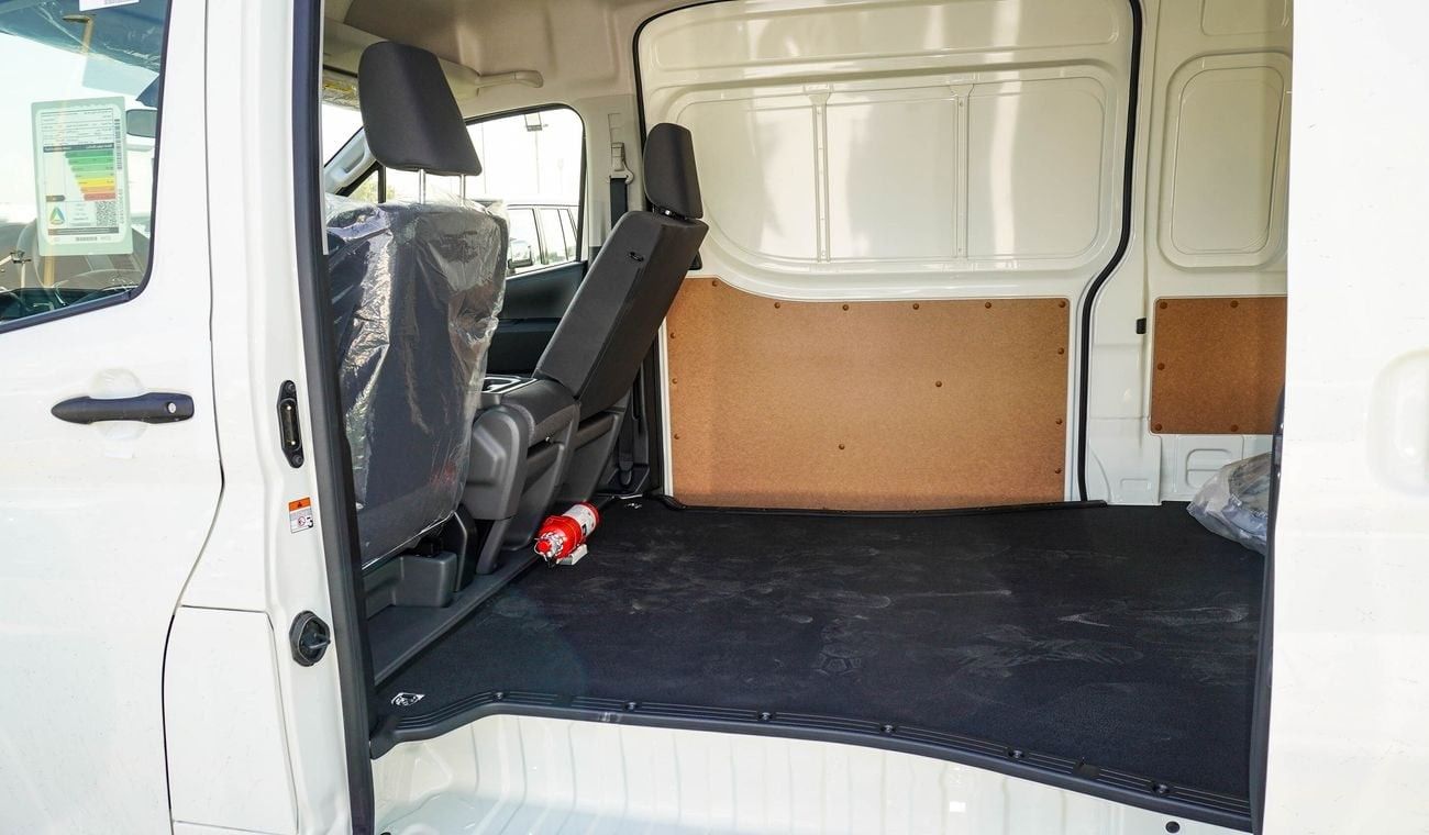 Toyota Hiace 3.5L V6 M/T