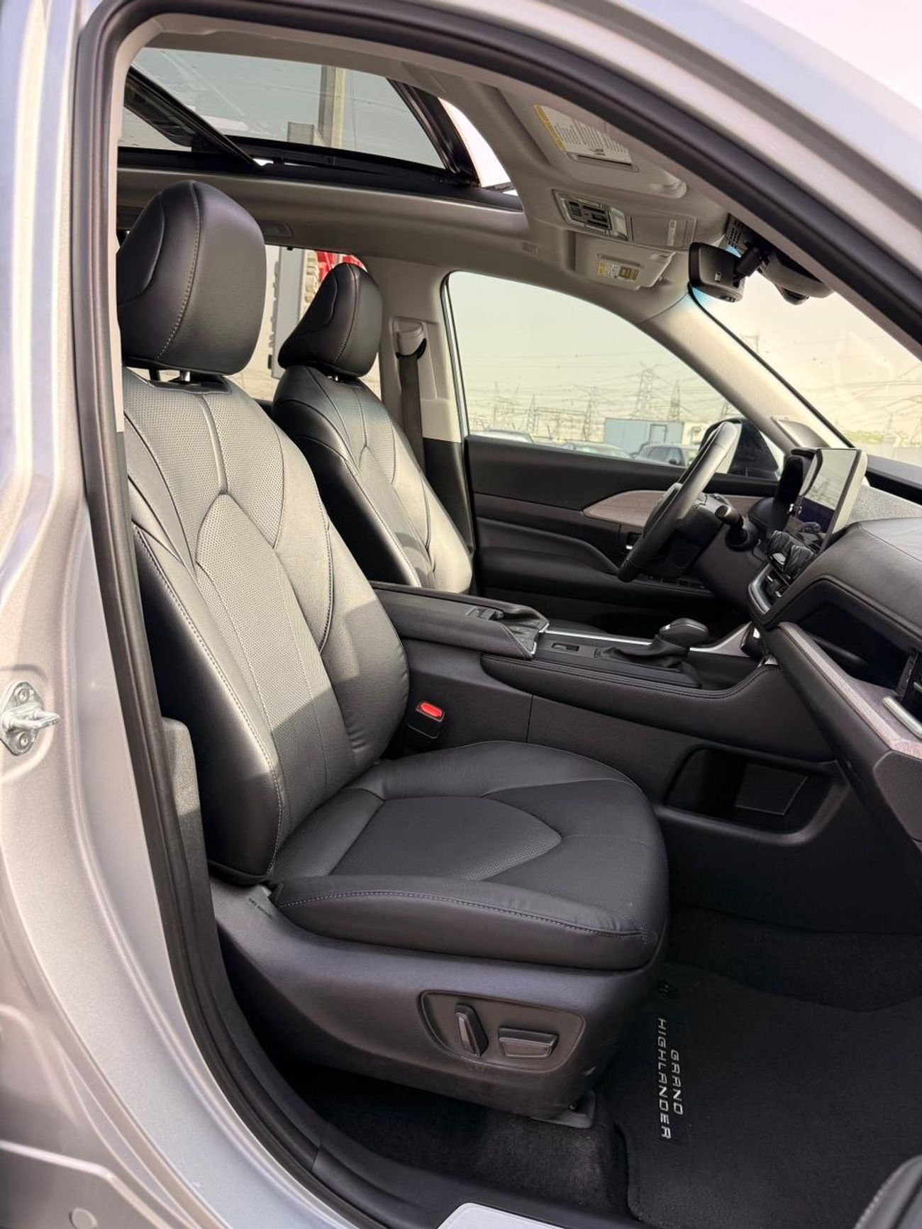 Toyota Grand Highlander Limited 2.4 L Panoramic, 360 camera Full option