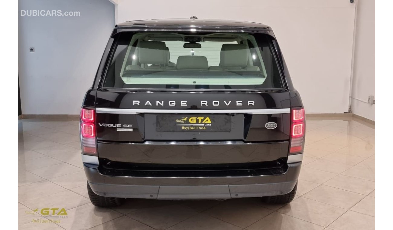 Land Rover Range Rover Vogue 2016 Range Rover Vogue SE Supercharged, Range Rover Warranty-Full Service History, GCC