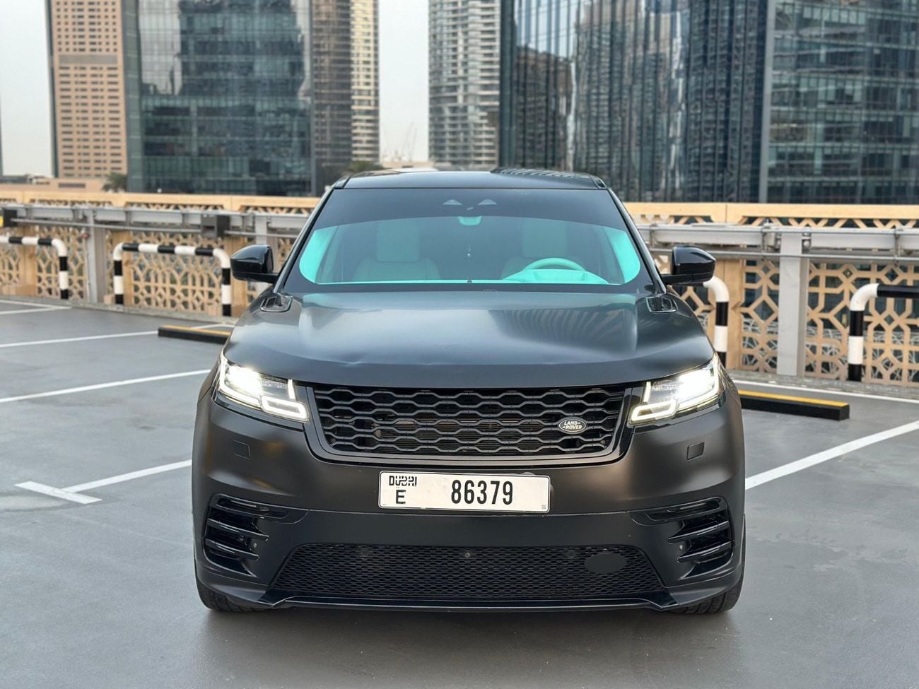 Land Rover Range Rover Velar P300 R-Dynamic S 3.0L