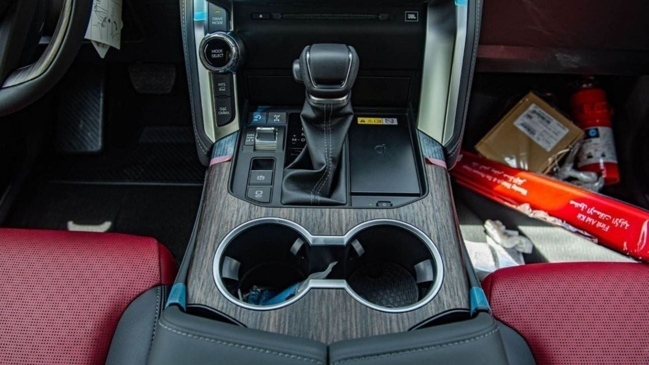 تويوتا لاند كروزر (LHD) TOYOTA LAND CRUISER 300 VXR 3.5P AT MY2025 – GREY