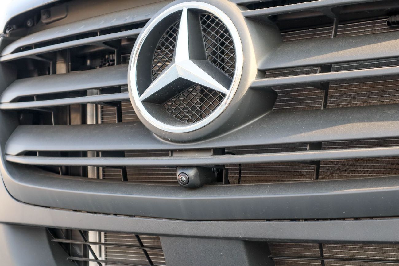 مرسيدس بنز سبرينتر Mercedes-Benz Sprinter 519 CDI – 2025 Model