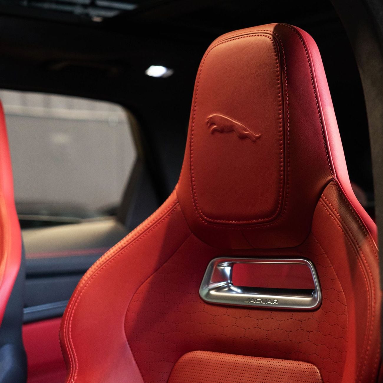 Jaguar F-PACE AED 2,682 pm • 0% Downpayment •  Jaguar F-Pace P400 Sport • 1 Year Warranty