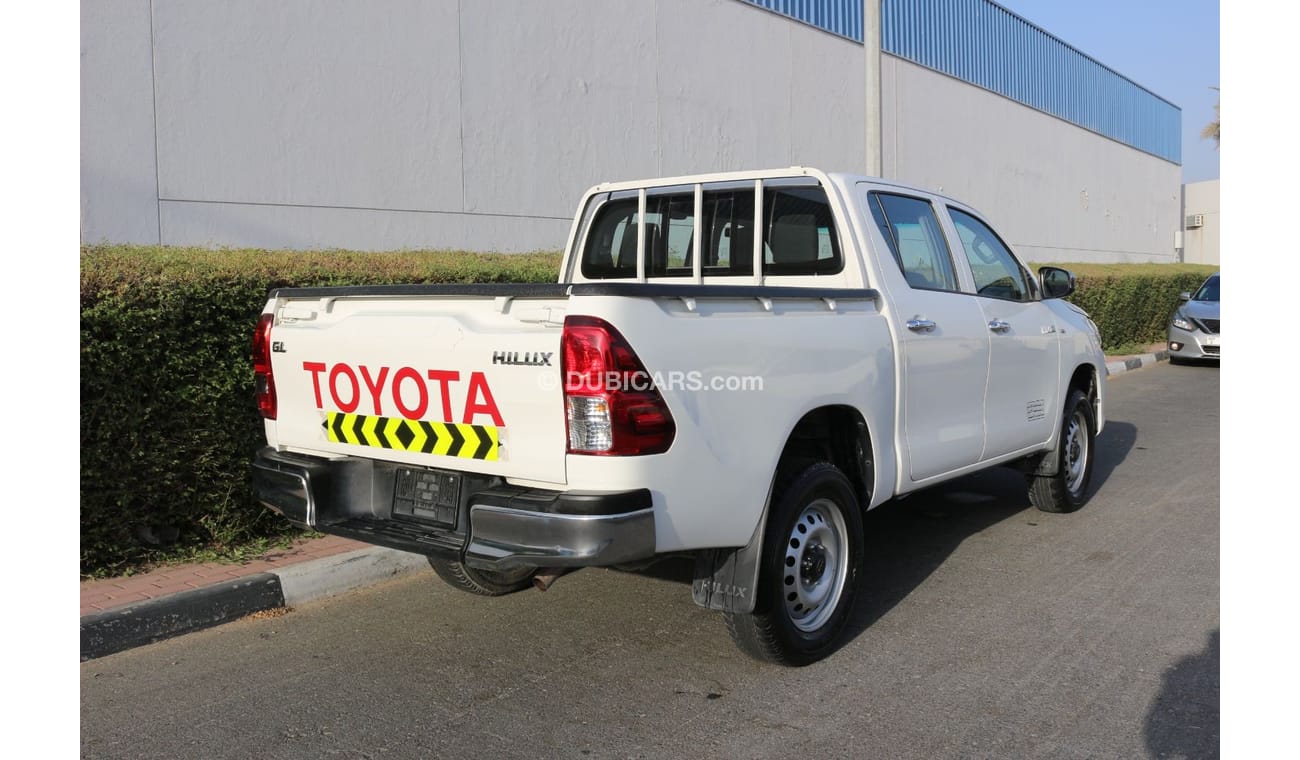 تويوتا هيلوكس GL تويوتا هايلكس 2018 حليجي جير عادي بترول فورويل